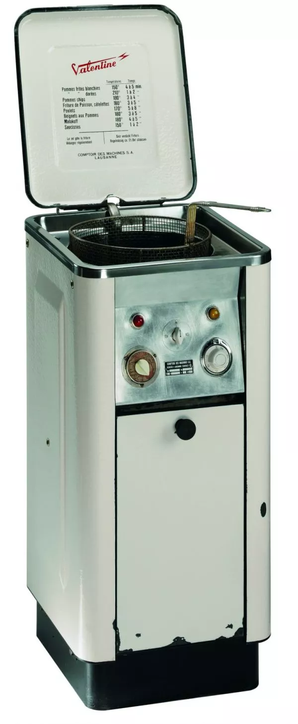 Friteuse1947-768x1866